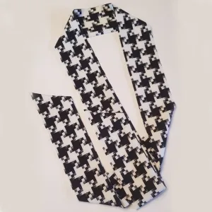 Le Foulart Multi-functional Scarf Pied De Coq Print