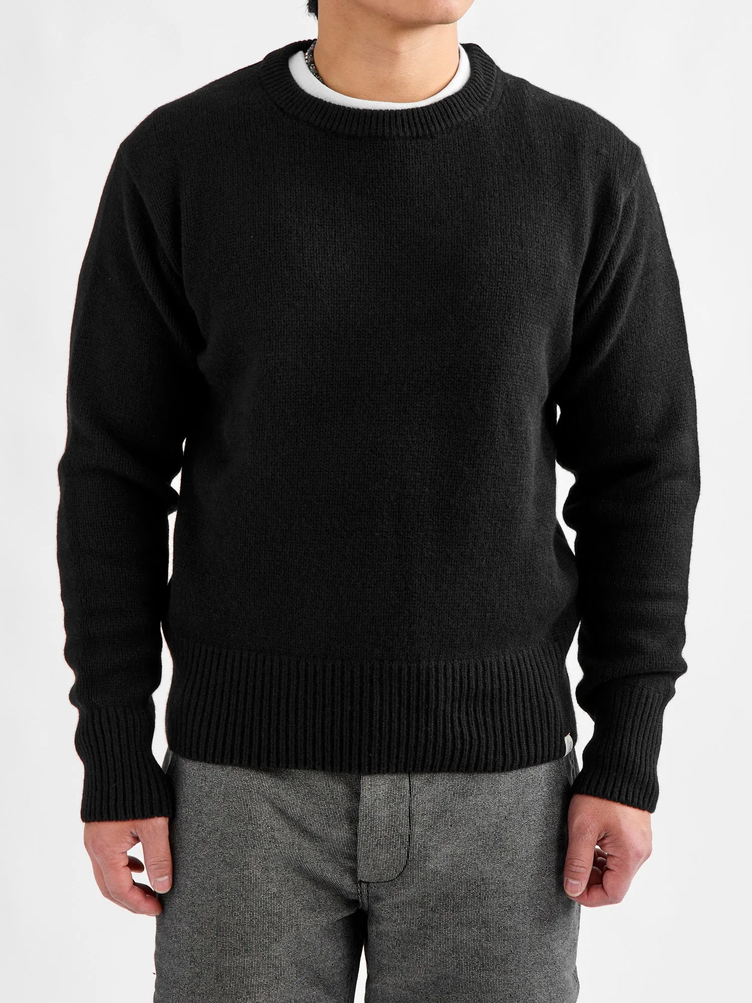 LOCC01 "Good Basics" Relaxed Fit Merino Cashmere Knit Sweater in Deep Black