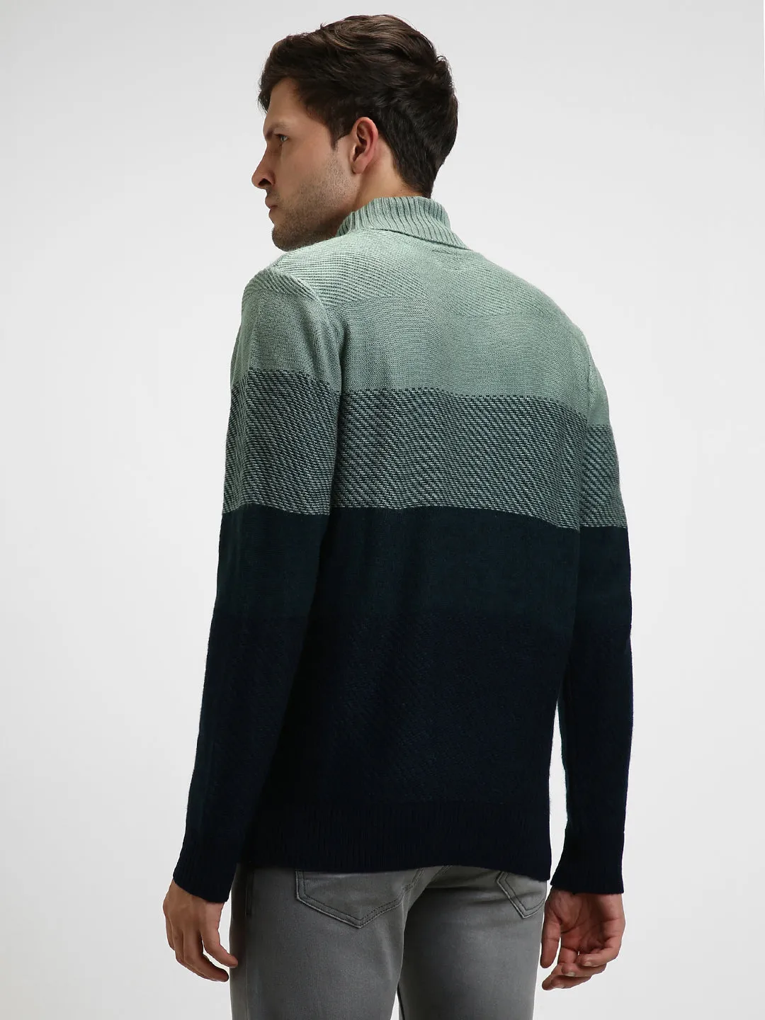 Men's Colourblocked Turtle Neck Long Sleeves Acrylic Pullover Sweater